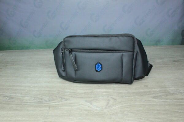 Arctic Hunter Waterproofed Crossbody Chest/Waist Bag